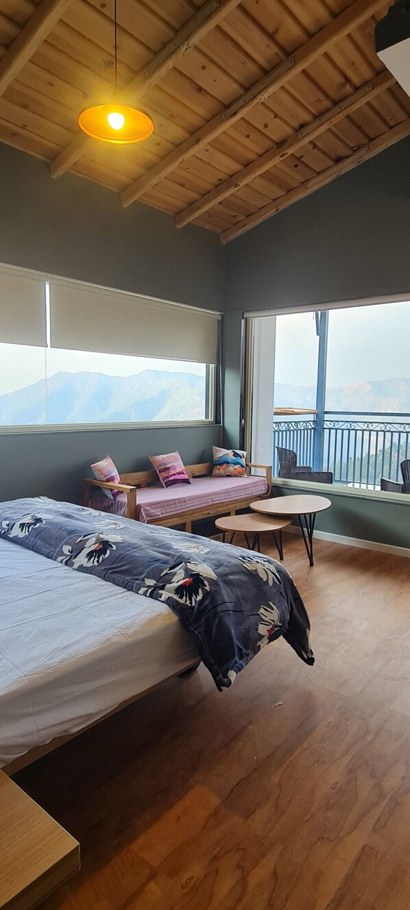 Luxury Double Room, Hill View | Desk, laptop workspace, free WiFi