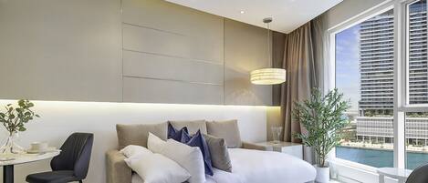 Apartment, Canal View | Living area