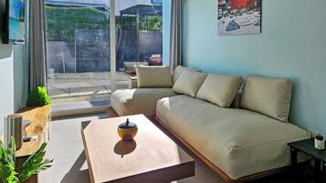 TV connectée, baby-foot, table de tennis de table