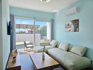 Smart TV, table football, ping pong