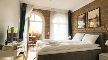 Comfort Double Room | Iron/ironing board, free WiFi, bed sheets