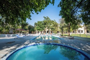 Pool - jüSTa Alwarbagh Resort & Convention Centre (Alwar)