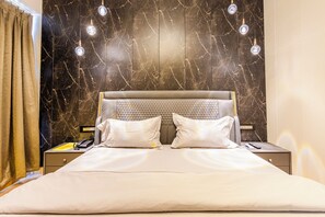 Suite | Wi-Fi gratis dan seprai linen