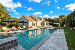 A heated pool - Chatham Gem with Pool & High-End Style RPAM104 (Chatham)