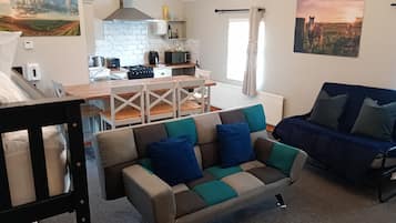 Departamento Confort, vista al patio | Ropa de cama de alta calidad y decoración personalizada