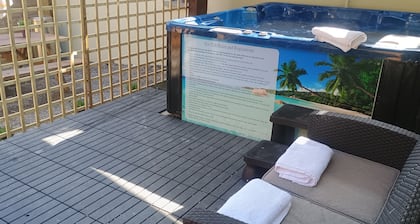 Mattys Pub & Apartments