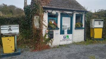 Electric vehicle-charging station
