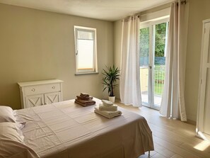 4 chambres, bureau, fer et planche Ă repasser, Wi-Fi gratuit