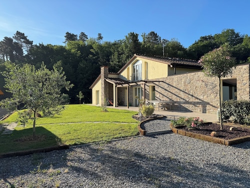 Nestled in the green hills, just minutes from the walls of Lucca