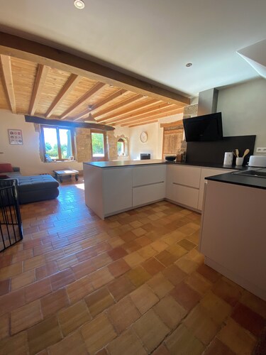 Village house (9 pers), ideal for families, in the heart of the Jura mountains