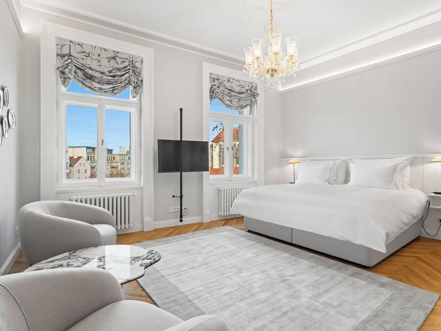 Premium Garden View Suite | Egyptian cotton sheets, premium bedding, down comforters