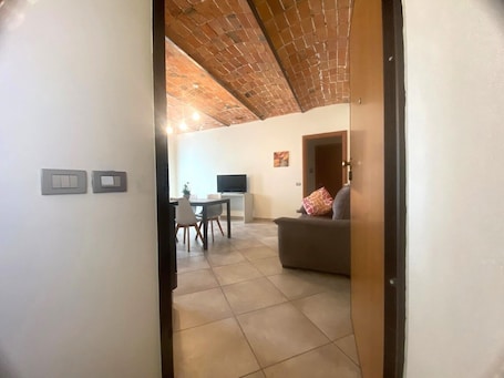Smart TV. Ideal apartment for couple and family in the heart of Monferrato