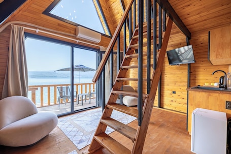 Standard Bungalow, Sea View | 1 bedroom, free WiFi