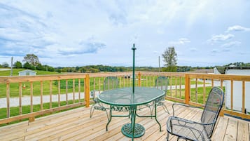 House (3 Bedrooms) | Front of property