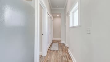 Cottage (2 Bedrooms) | Interior