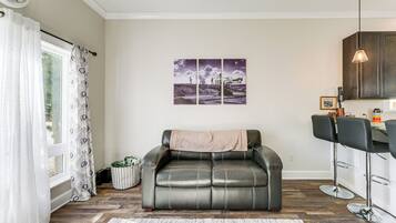 Cottage (2 Bedrooms) | Interior