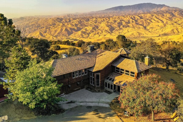 House (4 Bedrooms) | Interior - Simple Life Ranch w/ Hot Tub & Sauna in Keene! (Caliente)