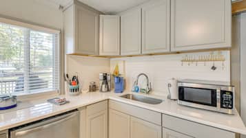 Cottage (3 Bedrooms) | Interior