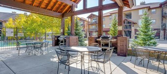 Downtown WP Condo w/ Pool: Steps to Concert Venue!
