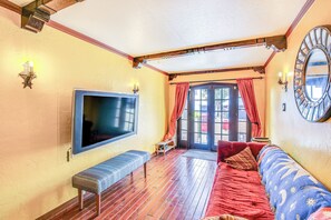 House (1 Bedroom) | Interior