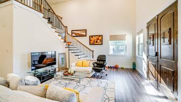 Rumah (5 Bedrooms) | Interior