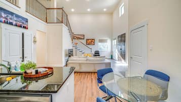 Rumah (5 Bedrooms) | Interior