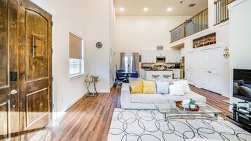 Rumah (5 Bedrooms) | Interior