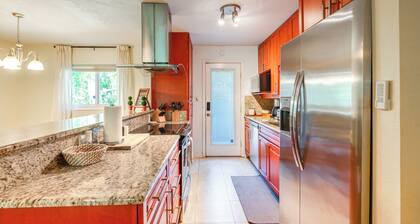 Pet-friendly Home - 3 Mi to University of Florida!
