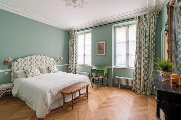 1 bedroom, iron/ironing board, Internet, bed sheets