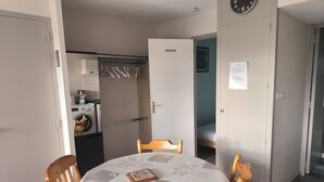 Dining - Charming Studio (Le Tholy)