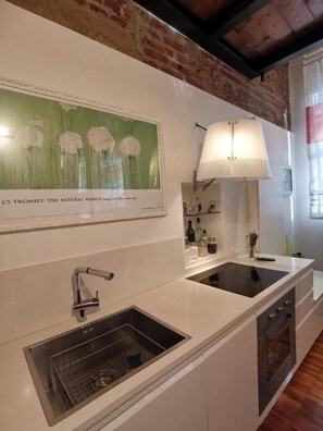Apartment, 1 Bedroom, Smoking, Balcony | Private kitchen - Loft 89 - Luxury and Relax (Milan)