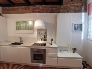 Apartment, 1 Bedroom, Smoking, Balcony | Private kitchen - Loft 89 - Luxury and Relax (Milan)