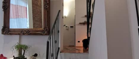 Apartment, 1 Bedroom, Smoking, Balcony | Interior