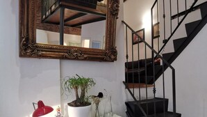 Unclassified image, 3 of 44, button - Loft 89 - Luxury and Relax (Milan)