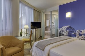 Junior Studio Suite | Desk, laptop workspace, free WiFi - Hotel Sporting Trento (Trento)