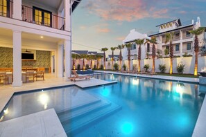 A heated pool - Bluffs on 30A E|Easy Beach Access|Private Resort Style Pool|Outdoor Kitchen (Dune Allen)