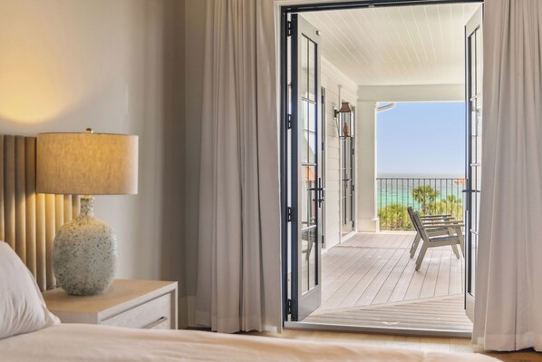 9 bedrooms, iron/ironing board, travel cot, Internet