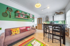 Living area - Claremont Apartment B - London (London)