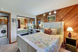 3 bedrooms, internet, bed sheets