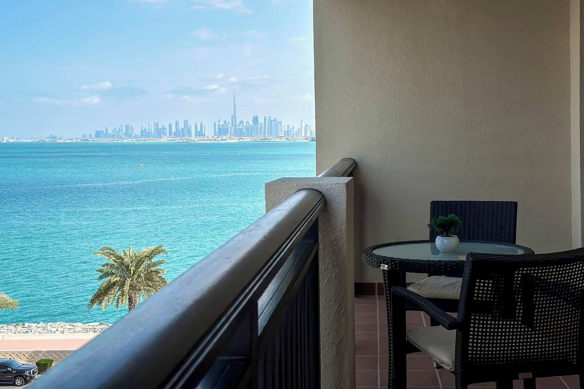 Luxury Apartment, Sea View, Beachfront | Terrace/patio