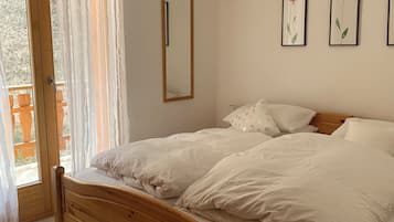 3 chambres, fer et planche à repasser, Wi-Fi, literie fournie