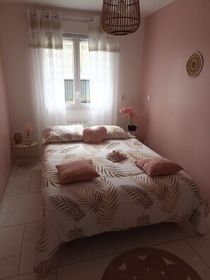 4 bedrooms, iron/ironing board, travel cot, free WiFi - Country cottage near the Baie de Somme - Le Clos de R & R (Cambron)