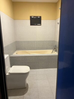 Standard Double Room, Garden View | Bathroom | Separate tub and shower, slippers, bidet, towels - Jungle Side Luxury Hotel (Devachuli)