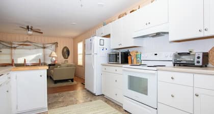 Just a Fluke - Ocean cottage 2nd row