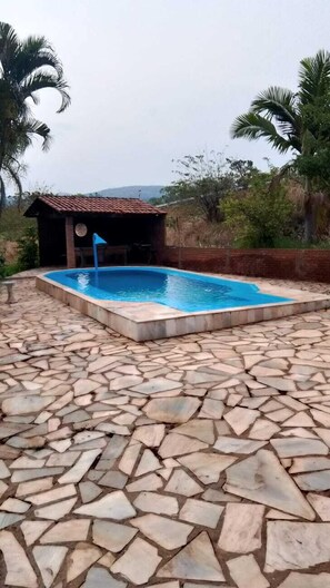 Chalet, Partial Lake View | Living area