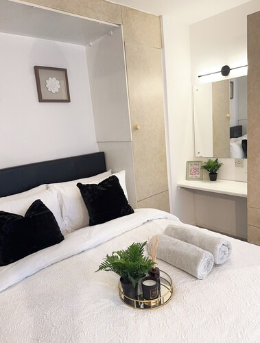 Manchester Luxury Studio Apartment