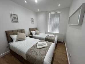 Apartment | 2 bedrooms, iron/ironing board, free WiFi, bed sheets - Cozy Newcastle Apartment With 2 Bedrooms (Newcastle-upon-Tyne)