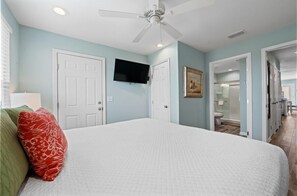 3 bedrooms, iron/ironing board, free WiFi, bed sheets
