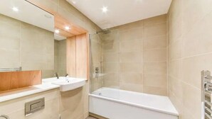 Sınıflandırılmamış resim, 10 üzerinden 4, düğme
