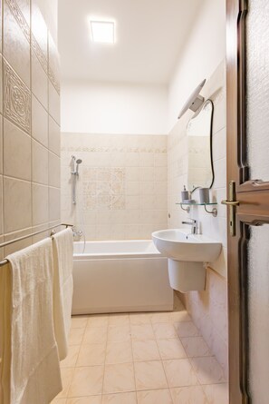 2 bedrooms - La Pineta sul Mare by Wonderful Italy (Sanremo)